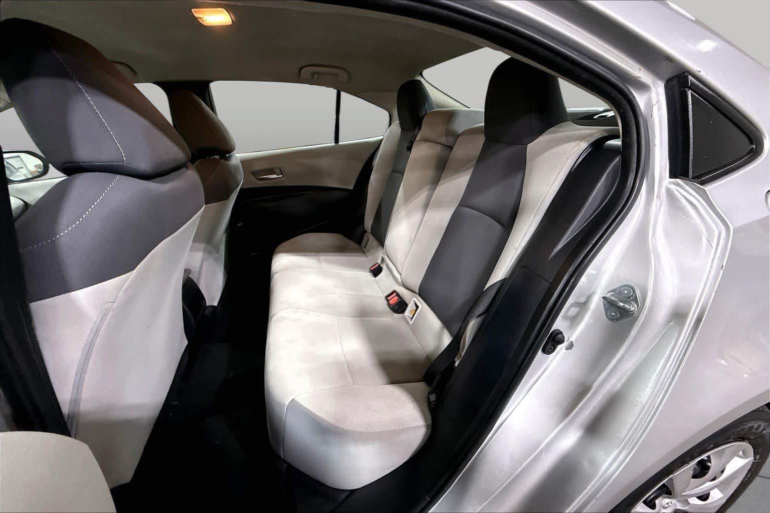 Used 2021 Toyota Corolla LE FWD image 20