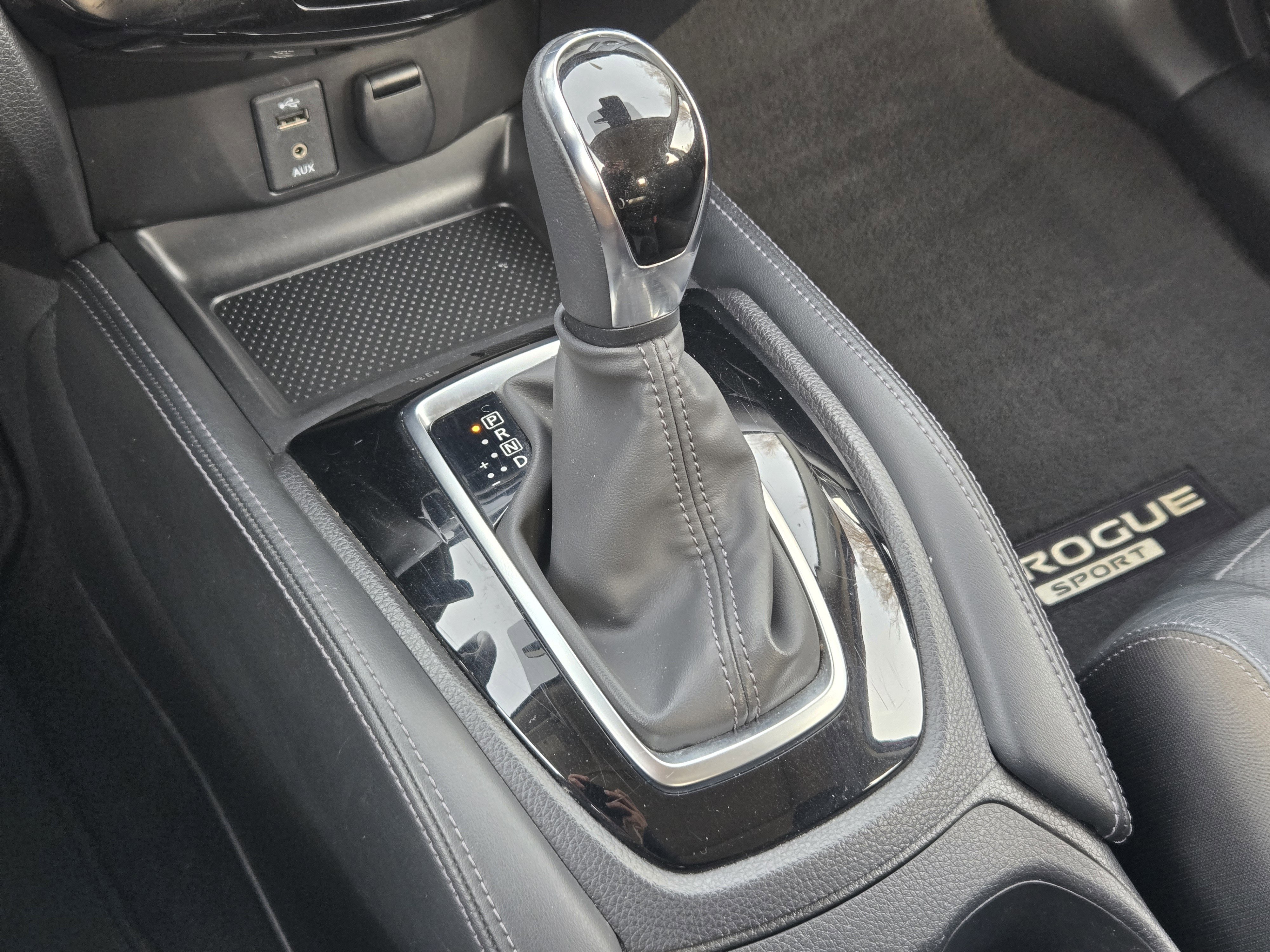 Used 2018 Nissan Rogue Sport SL w/ SL Premium Package image 24