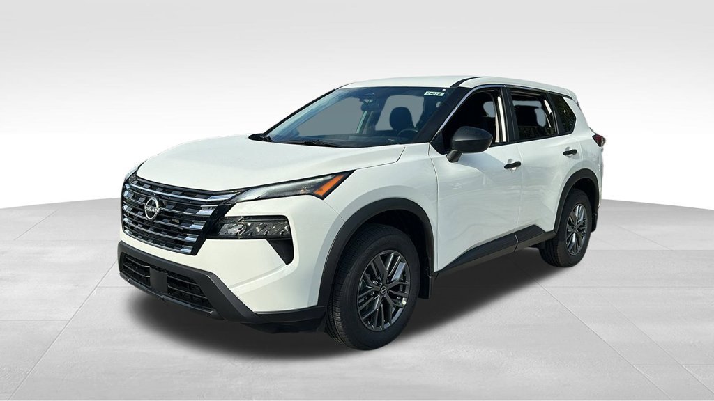 Certified 2025 Nissan Rogue S AWD/4WD image 3
