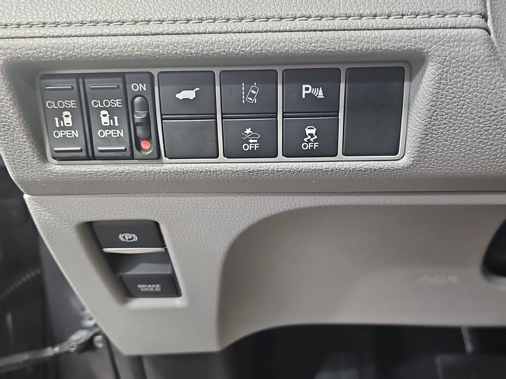 Used 2018 Honda Odyssey Touring image 33