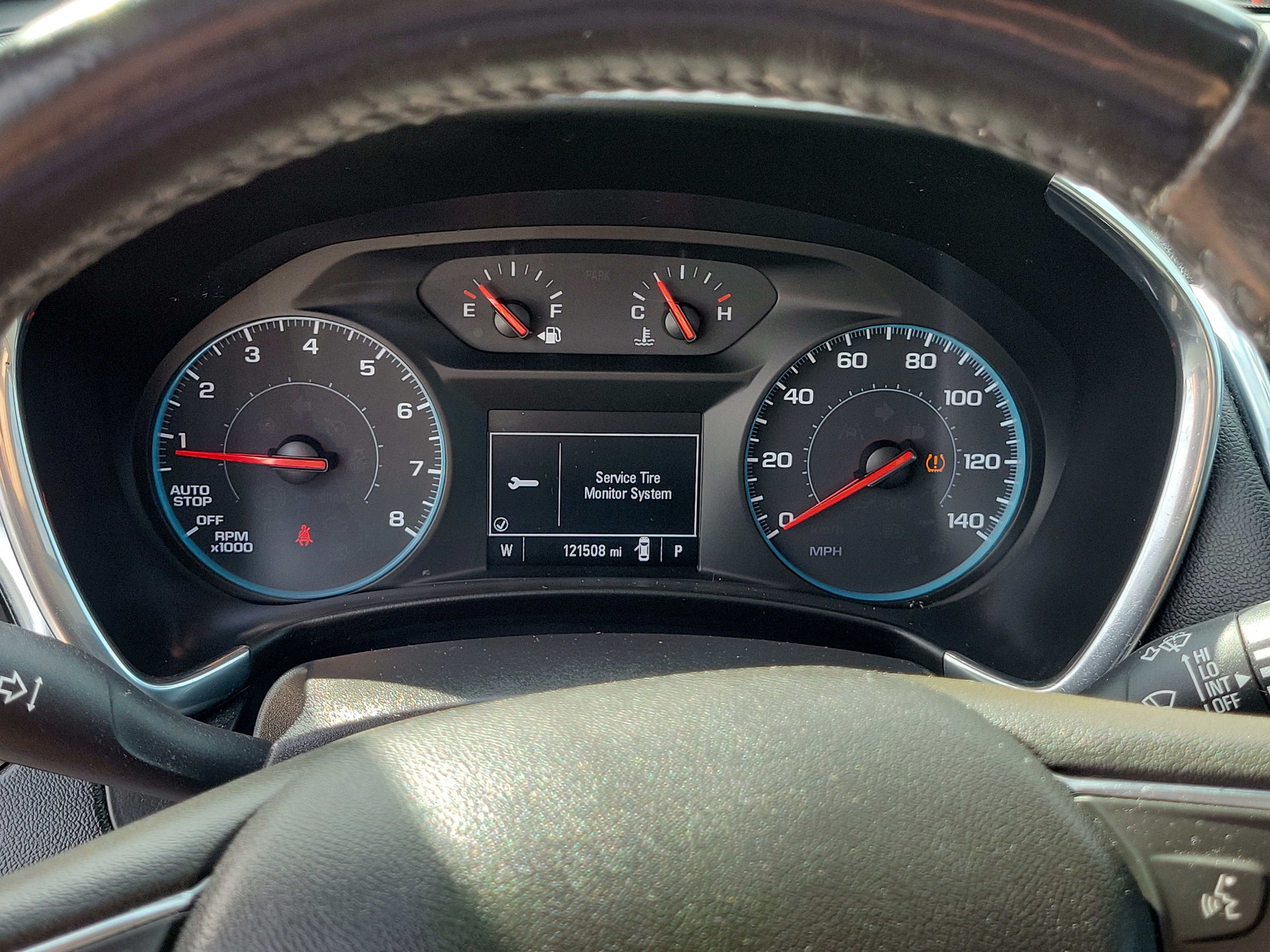 Used 2018 Chevrolet Equinox LT FWD image 25