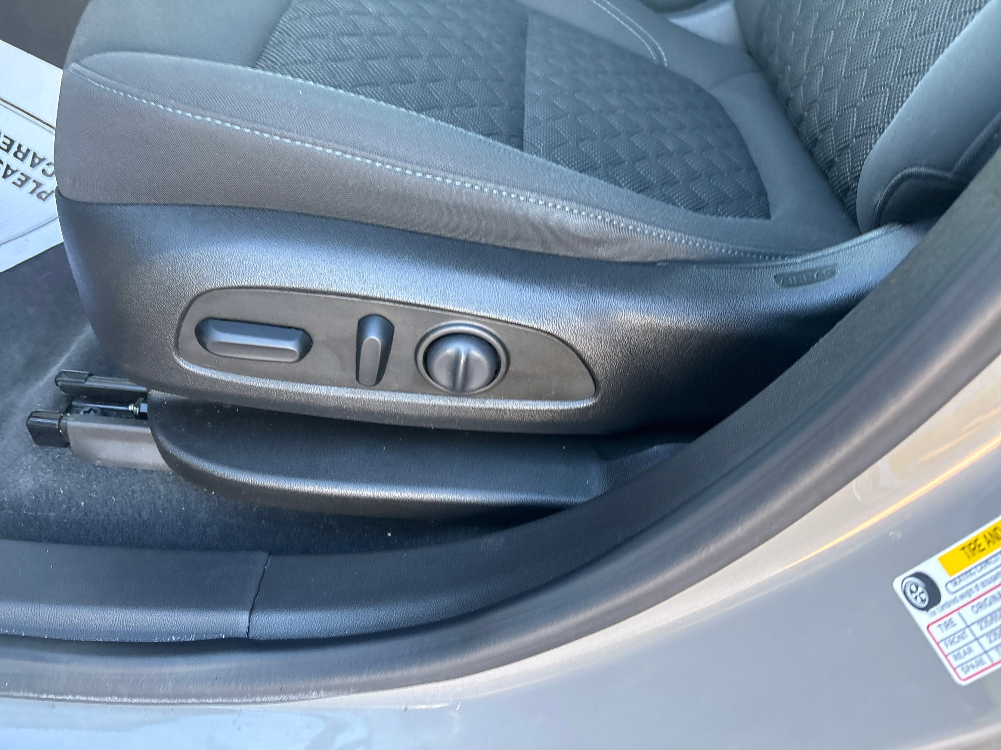 Used 2021 Chevrolet Blazer LT image 18