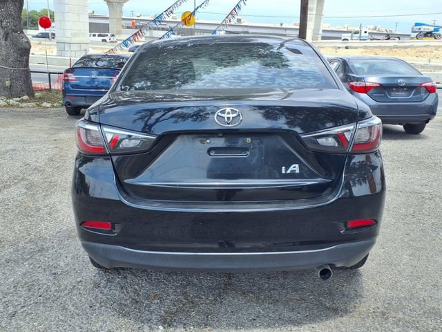 Used 2017 Toyota Yaris iA image 6