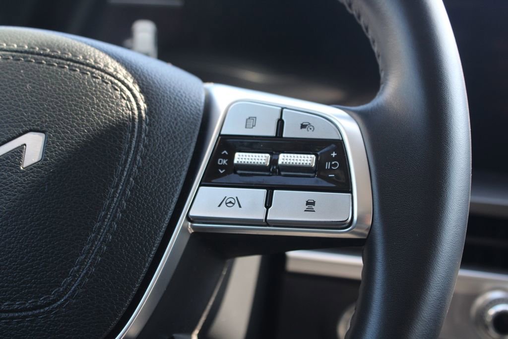 Used 2025 Kia Telluride S AWD/4WD image 19