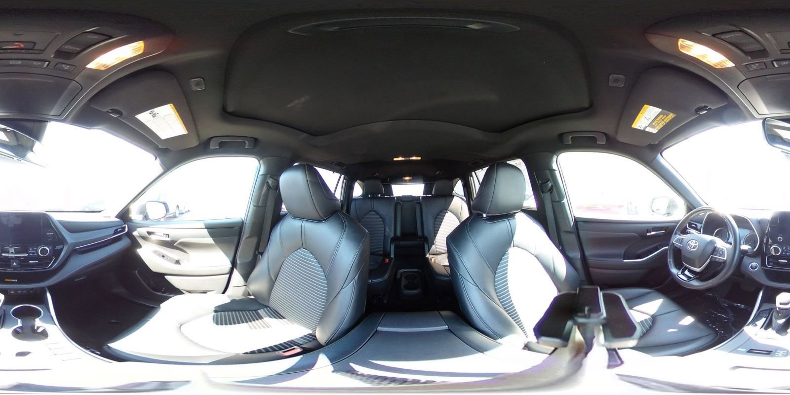 Used 2024 Toyota Highlander XSE image 45