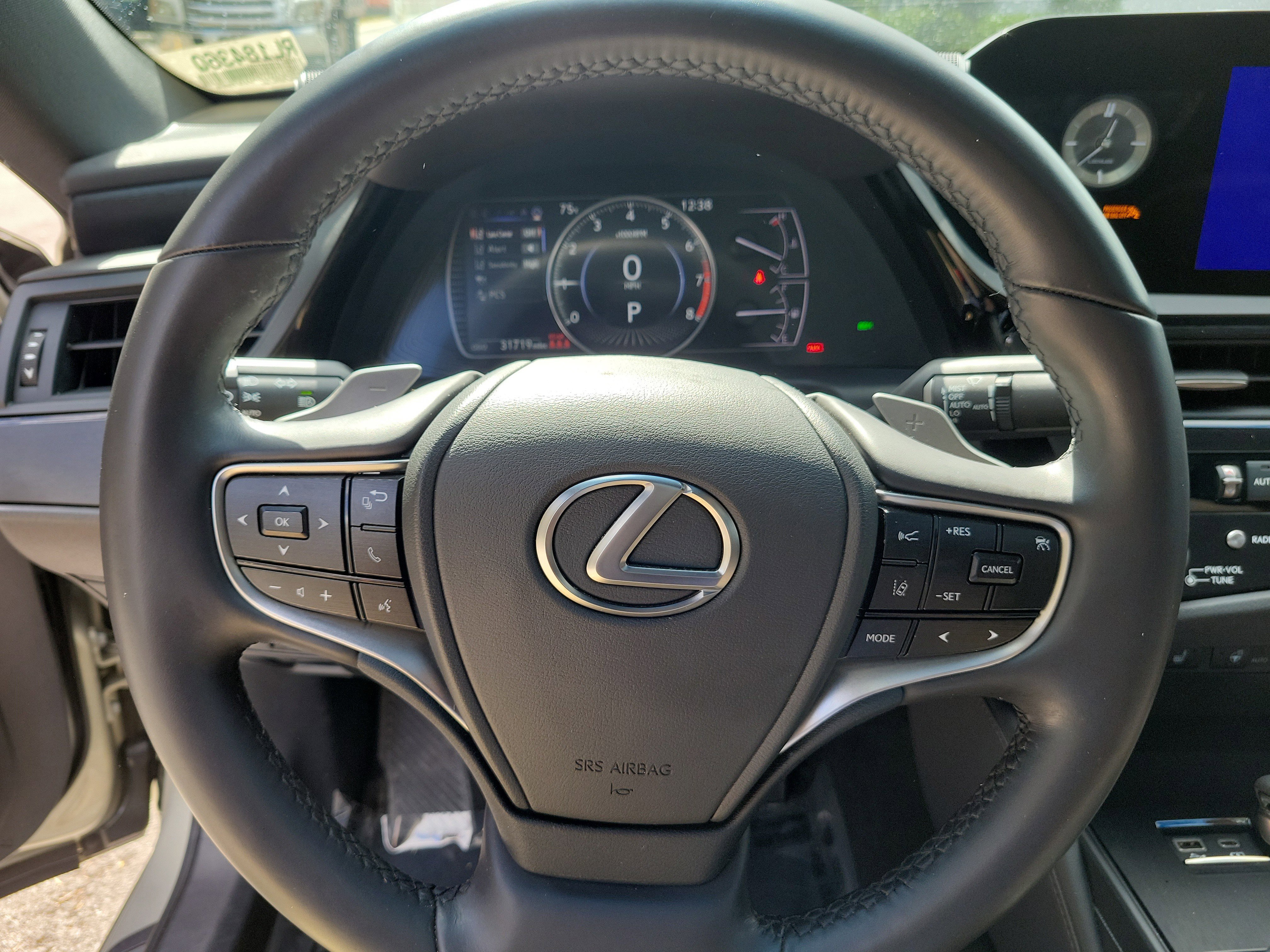Certified 2023 Lexus ES 350 w/ Premium Package image 20