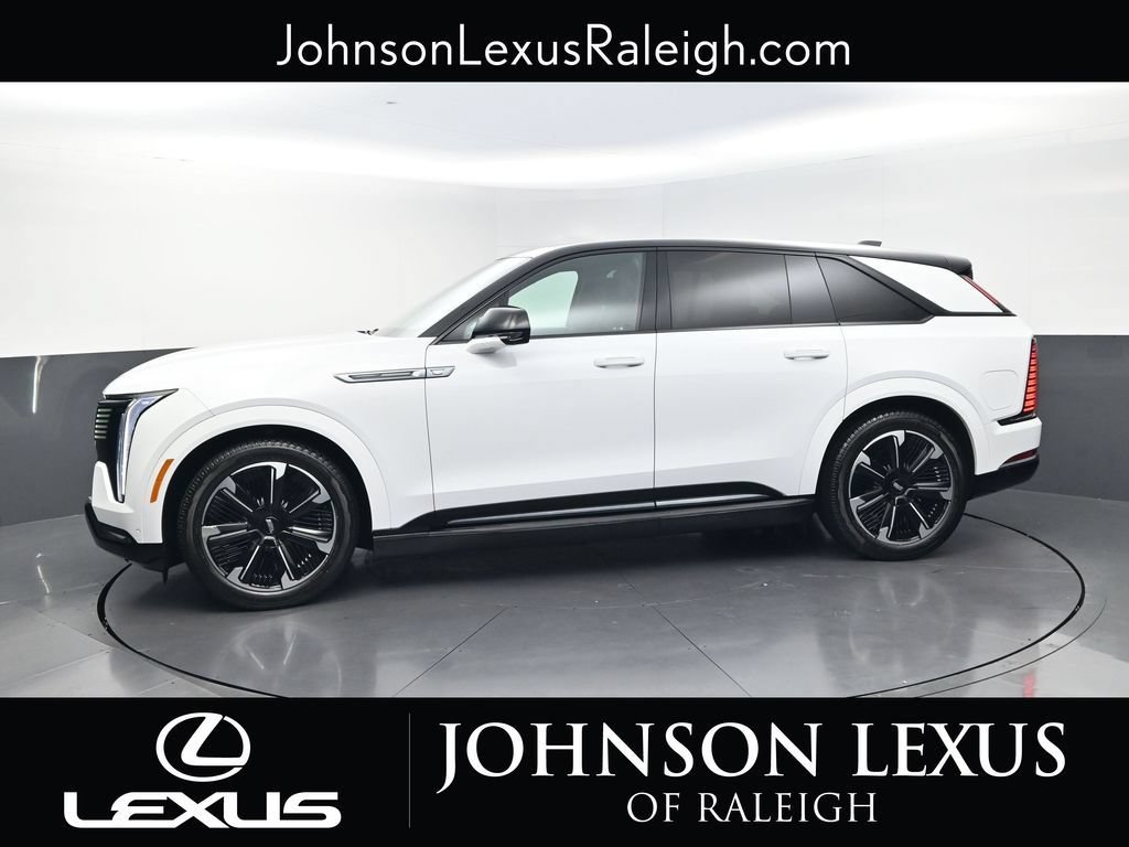 Used 2025 Cadillac Escalade IQ Sport 2 AWD/4WD image 2