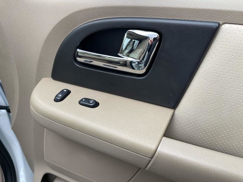 Used 2006 Ford Expedition Eddie Bauer image 43