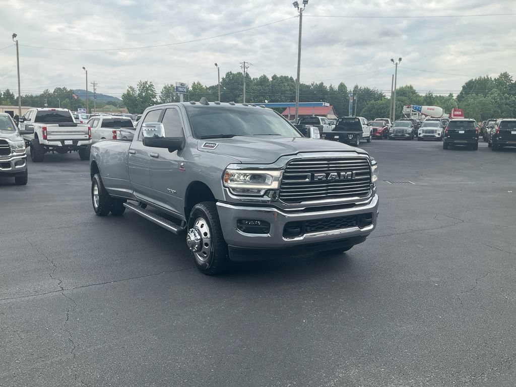 Used 2024 RAM 3500 Laramie w/ Towing Technology Group AWD/4WD image 3
