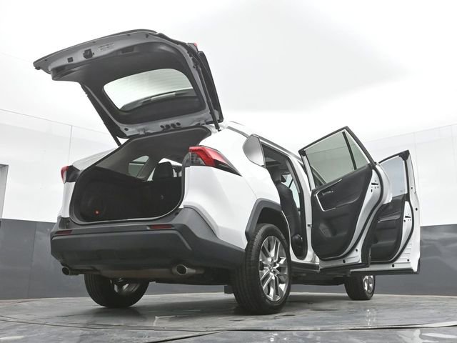 Used 2020 Toyota RAV4 XLE Premium image 54