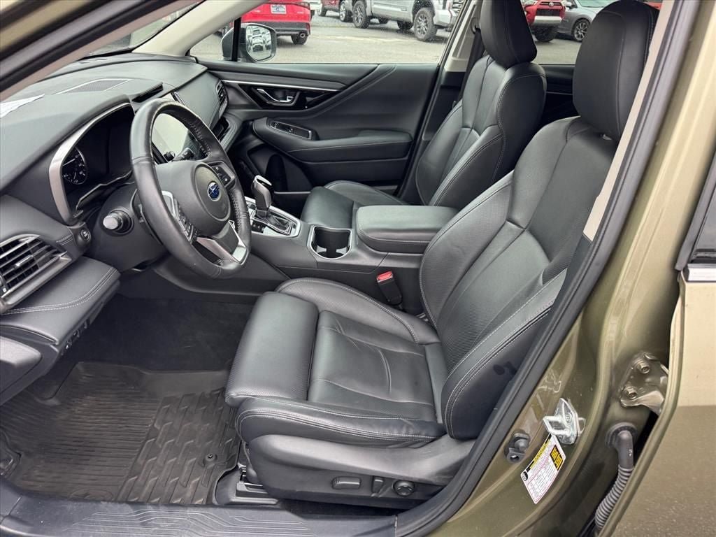 Used 2023 Subaru Outback Touring XT AWD/4WD image 9