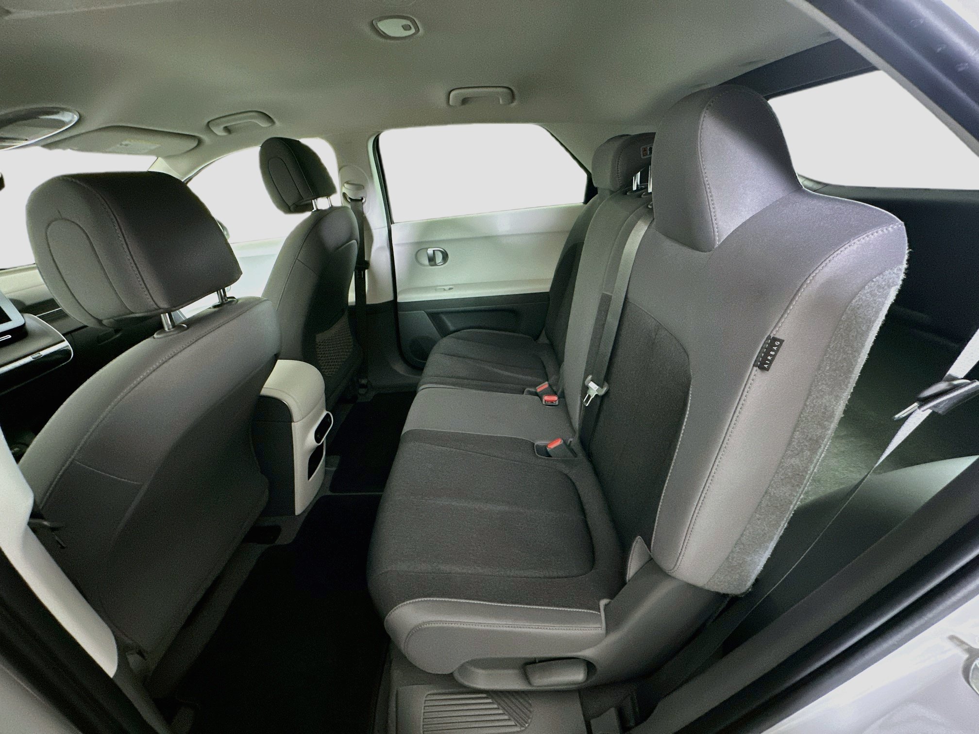Used 2024 Hyundai Ioniq 5 SEL RWD image 28