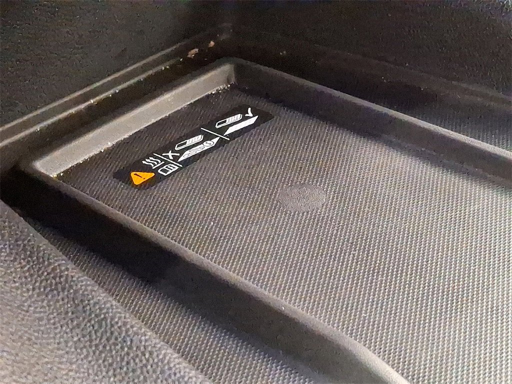 Used 2022 Chevrolet Traverse LT w/ LT Premium Package image 27