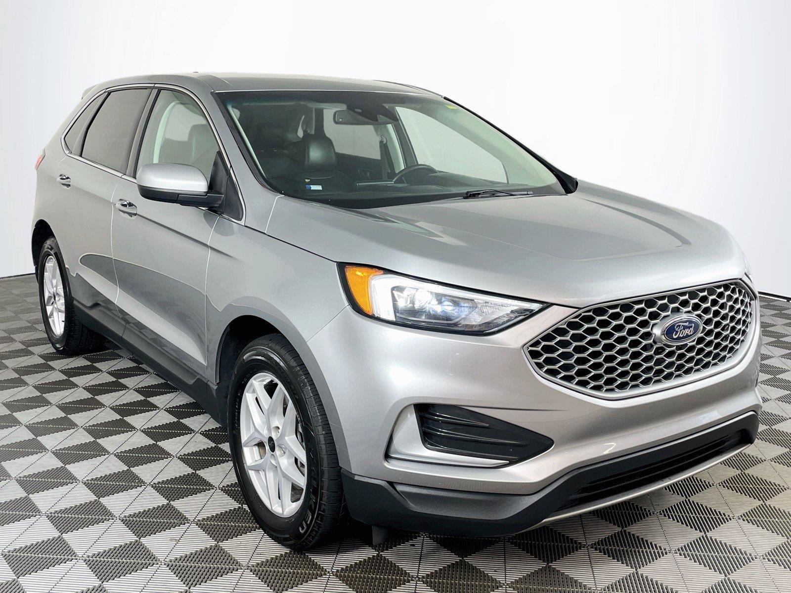 Used 2024 Ford Edge SEL