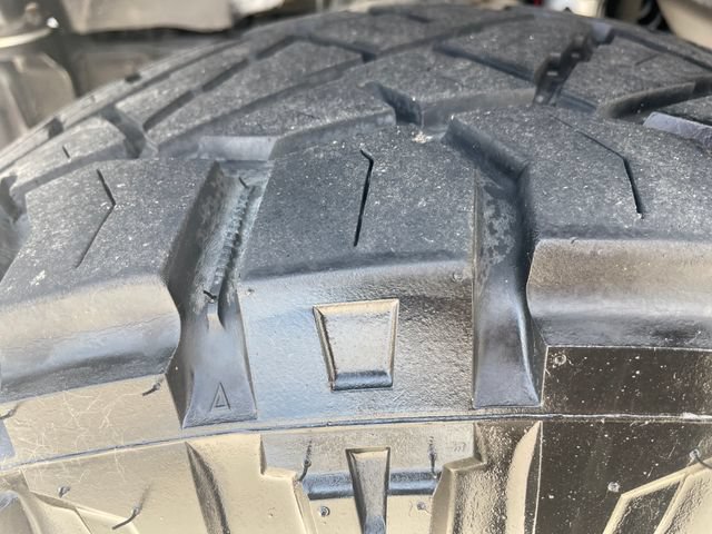 Used 2020 Jeep Gladiator Mojave AWD/4WD image 31