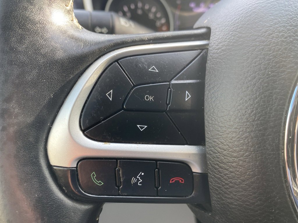 Used 2017 Jeep Compass Latitude image 26