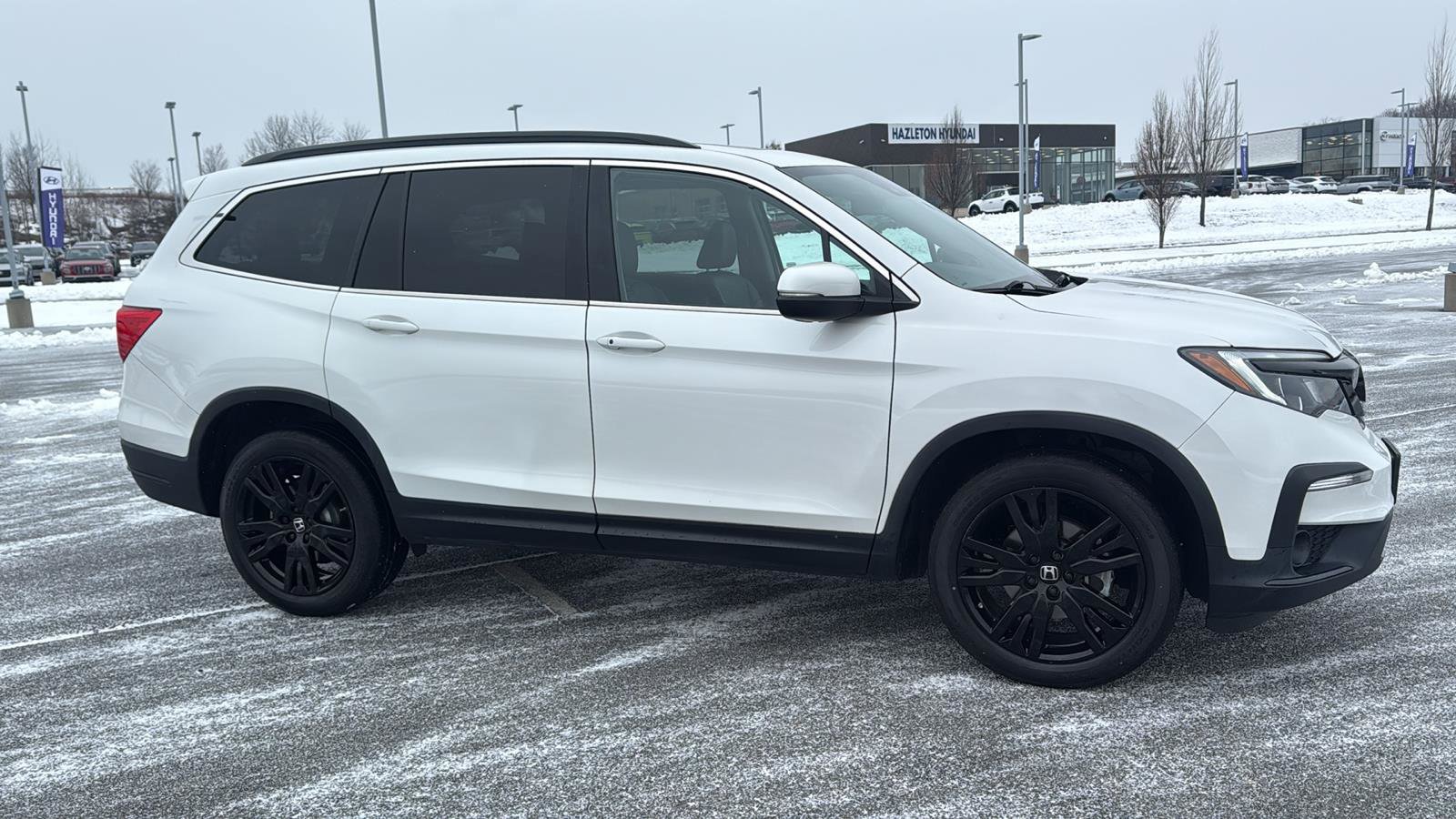 Used 2022 Honda Pilot Special Edition image 3