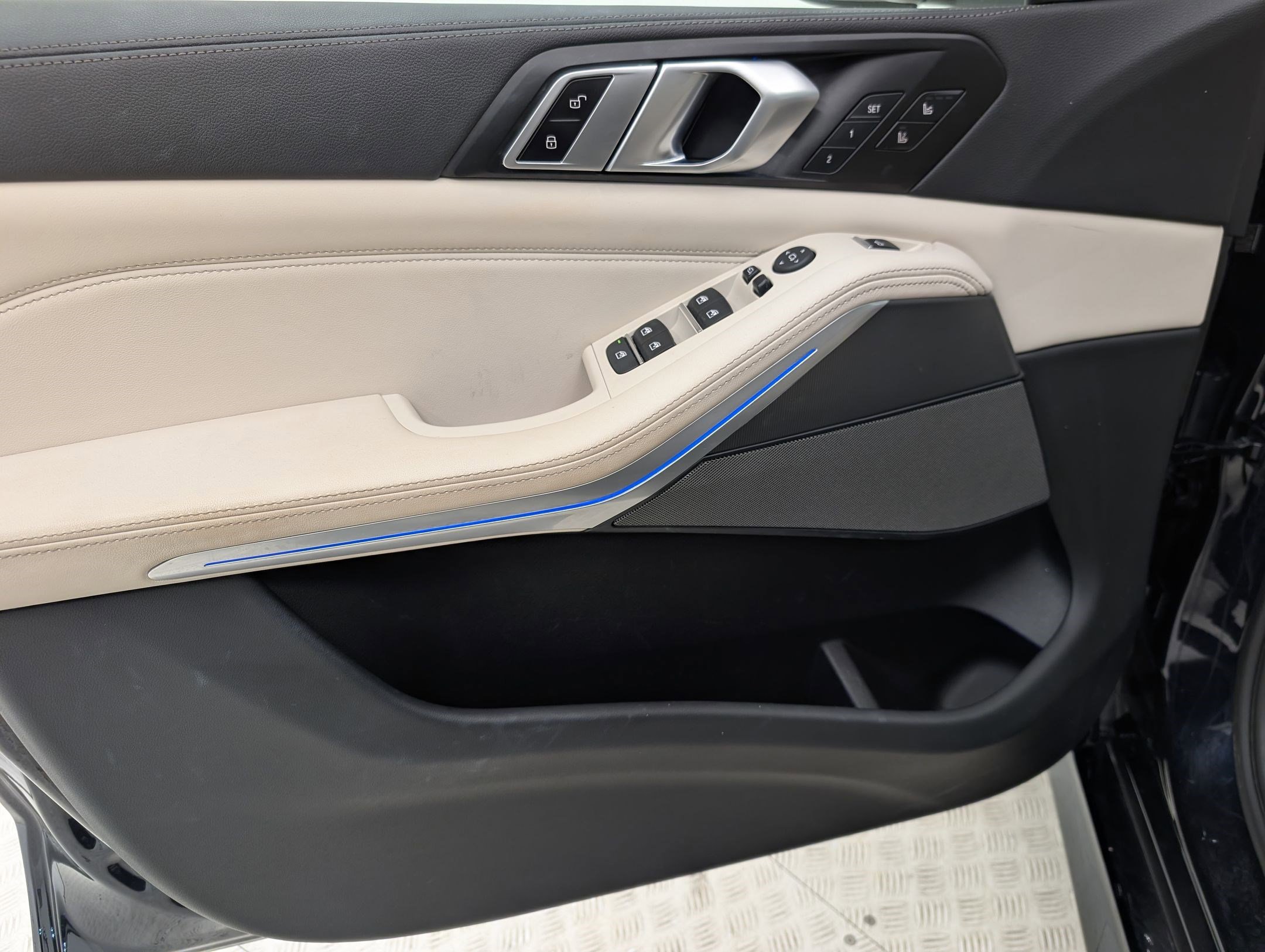 Certified 2023 BMW X5 xDrive40i w/ Executive Package image 14