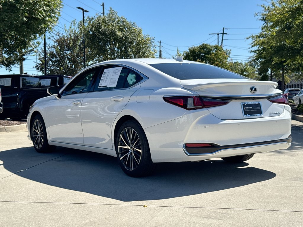 Used 2025 Lexus ES 300h w/ Premium Package FWD image 6