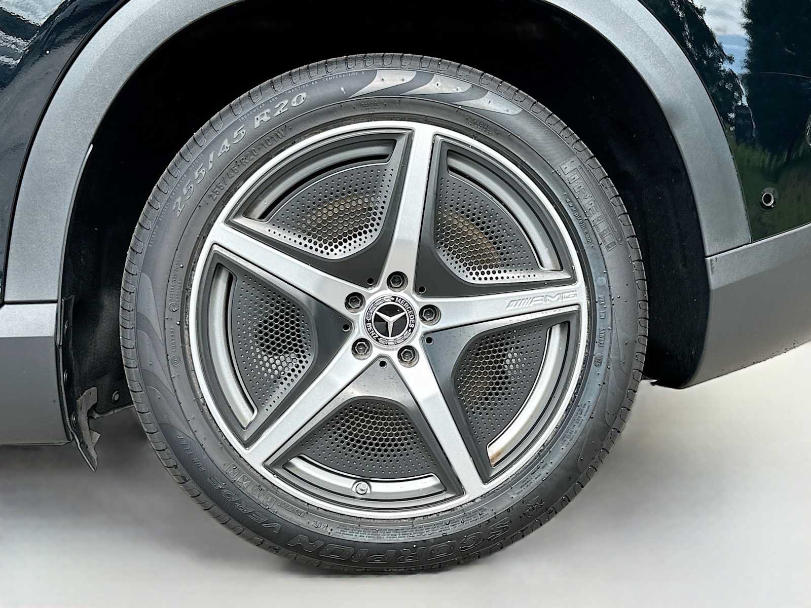 Certified 2023 Mercedes-Benz EQE 500 4MATIC SUV w/ Pinnacle Trim Package image 33