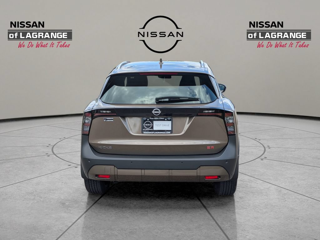Certified 2025 Nissan Kicks SR FWD image 6