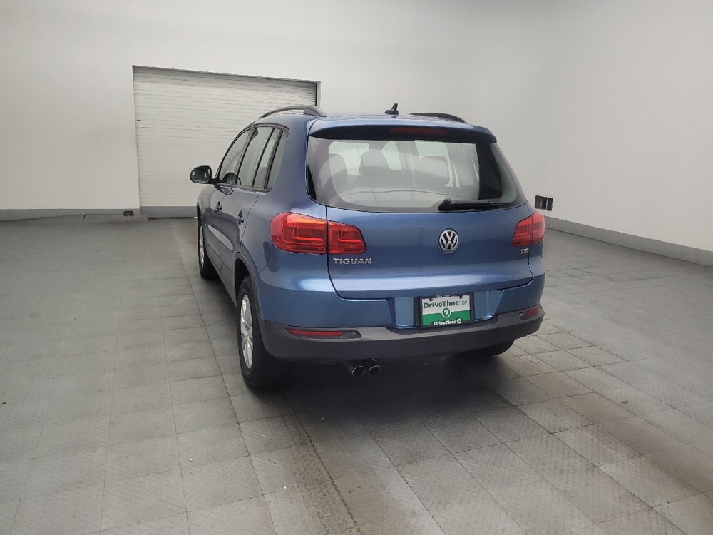 Used 2017 Volkswagen Tiguan S FWD image 5
