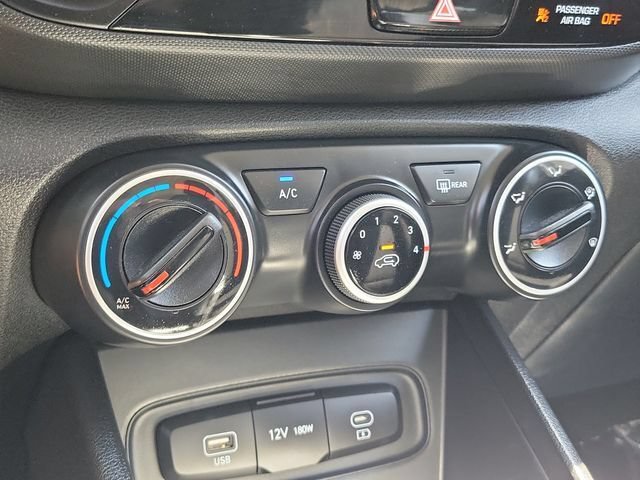 Certified 2026 Hyundai Venue SE FWD image 11