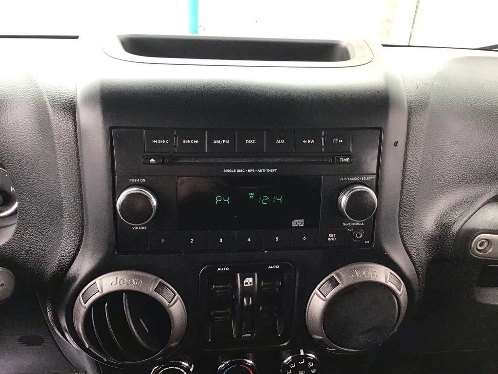 Used 2018 Jeep Wrangler Unlimited Sport S image 20