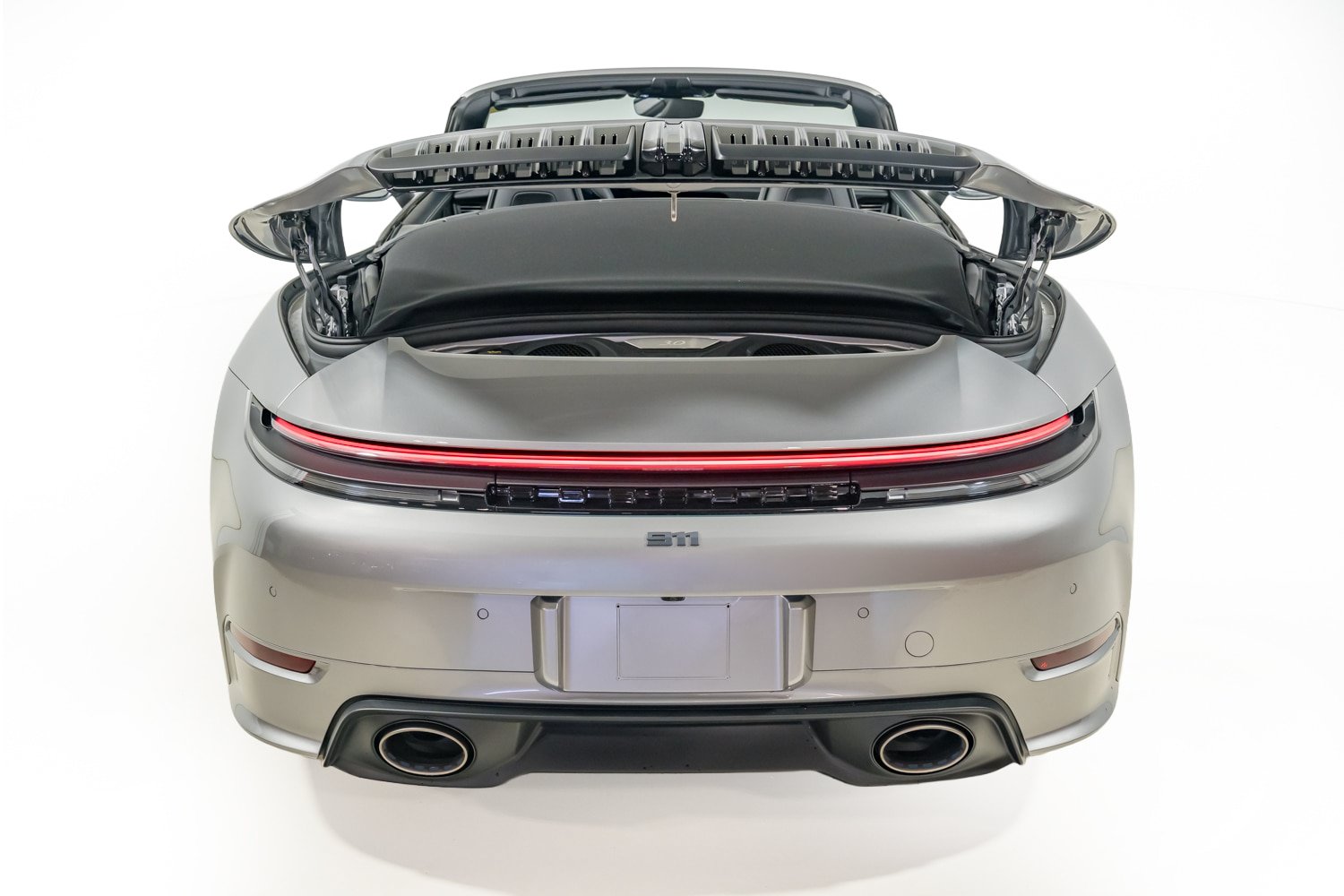 Used 2026 Porsche 911 Carrera T w/ Sportdesign Package RWD image 49
