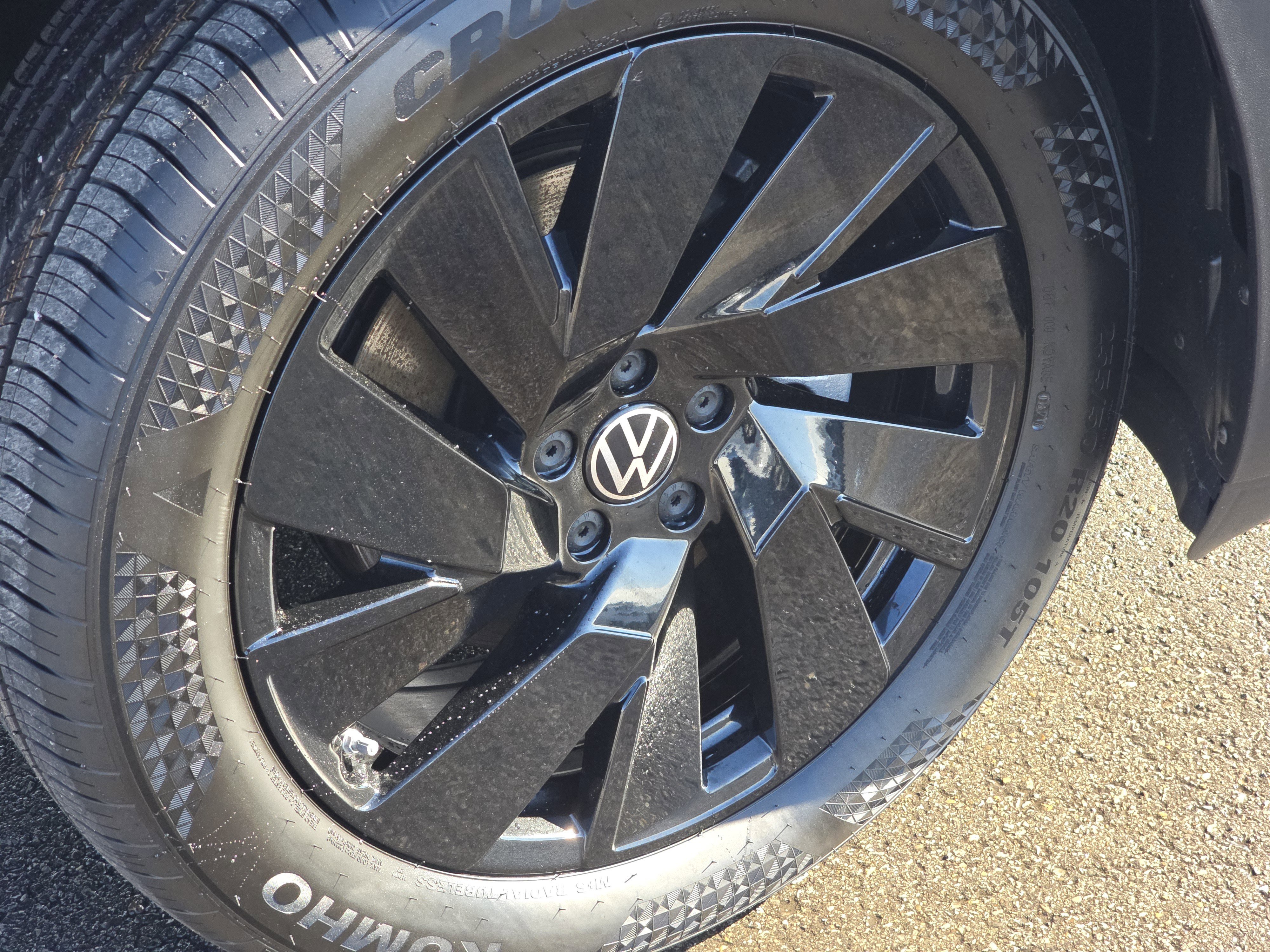 New 2026 Volkswagen Atlas SE image 15