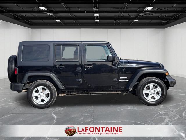 Used 2018 Jeep Wrangler Unlimited Sport S AWD/4WD image 6