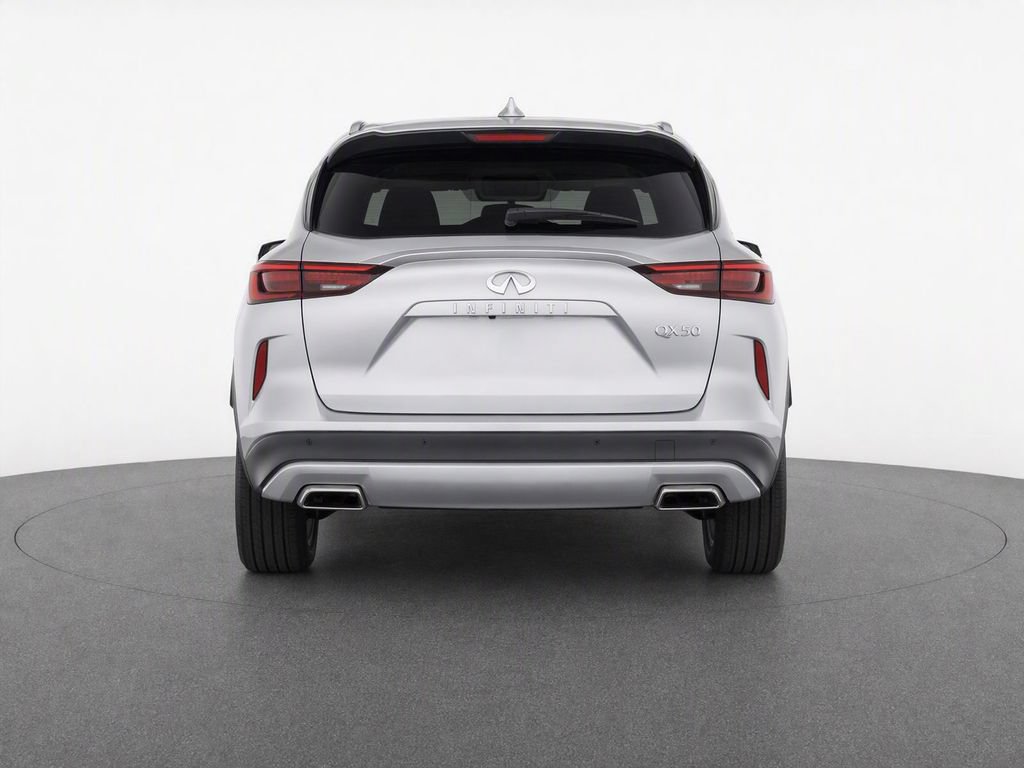 Used 2021 INFINITI QX50 Luxe FWD image 4