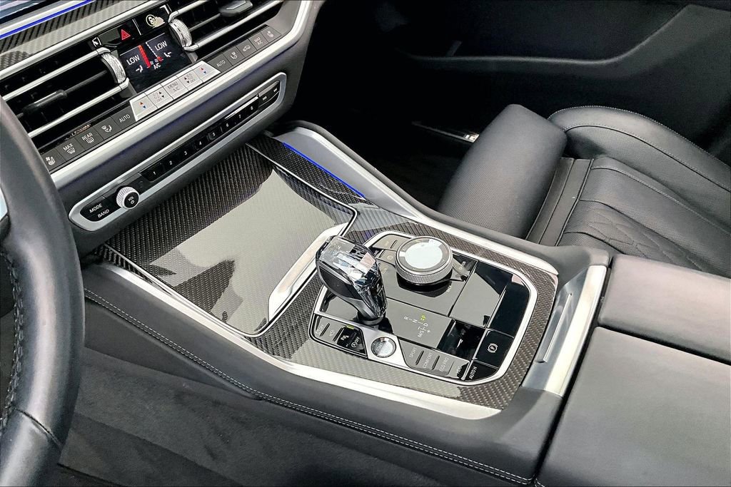 Used 2023 BMW X6 M50i w/ Executive Package image 17