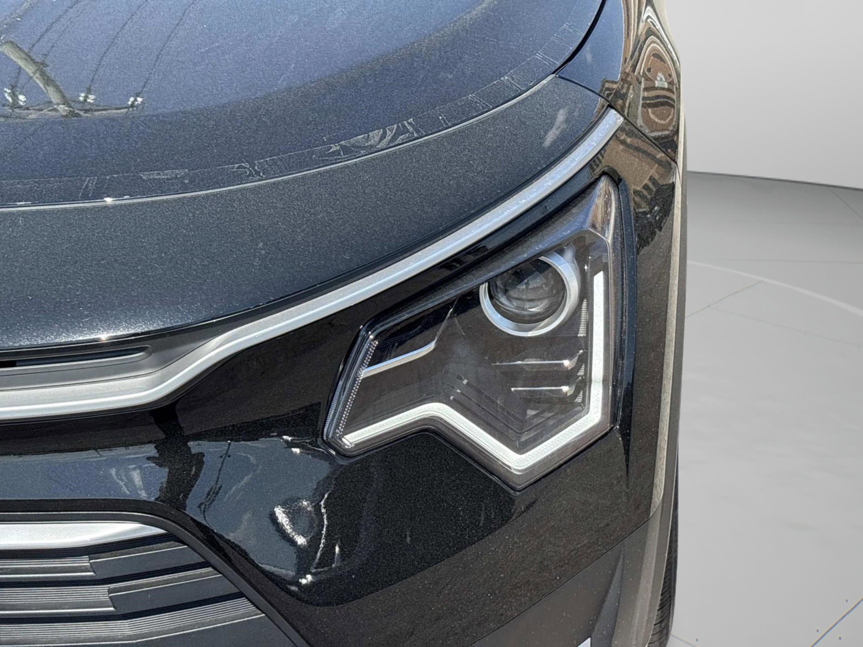 New 2026 Kia Niro LX image 10