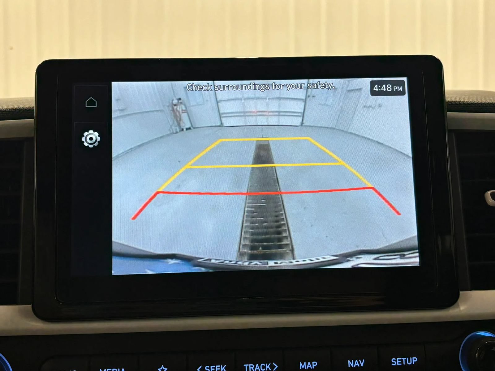 Used 2023 Hyundai Venue Limited FWD image 28
