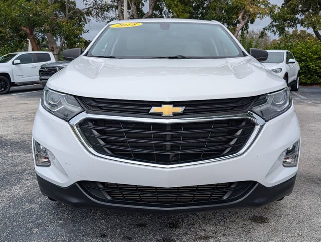 Used 2018 Chevrolet Equinox LS image 2