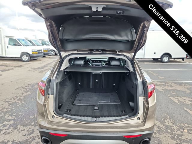 Used 2019 Alfa Romeo Stelvio Ti Lusso w/ Quick Order Package 22X Lusso image 28