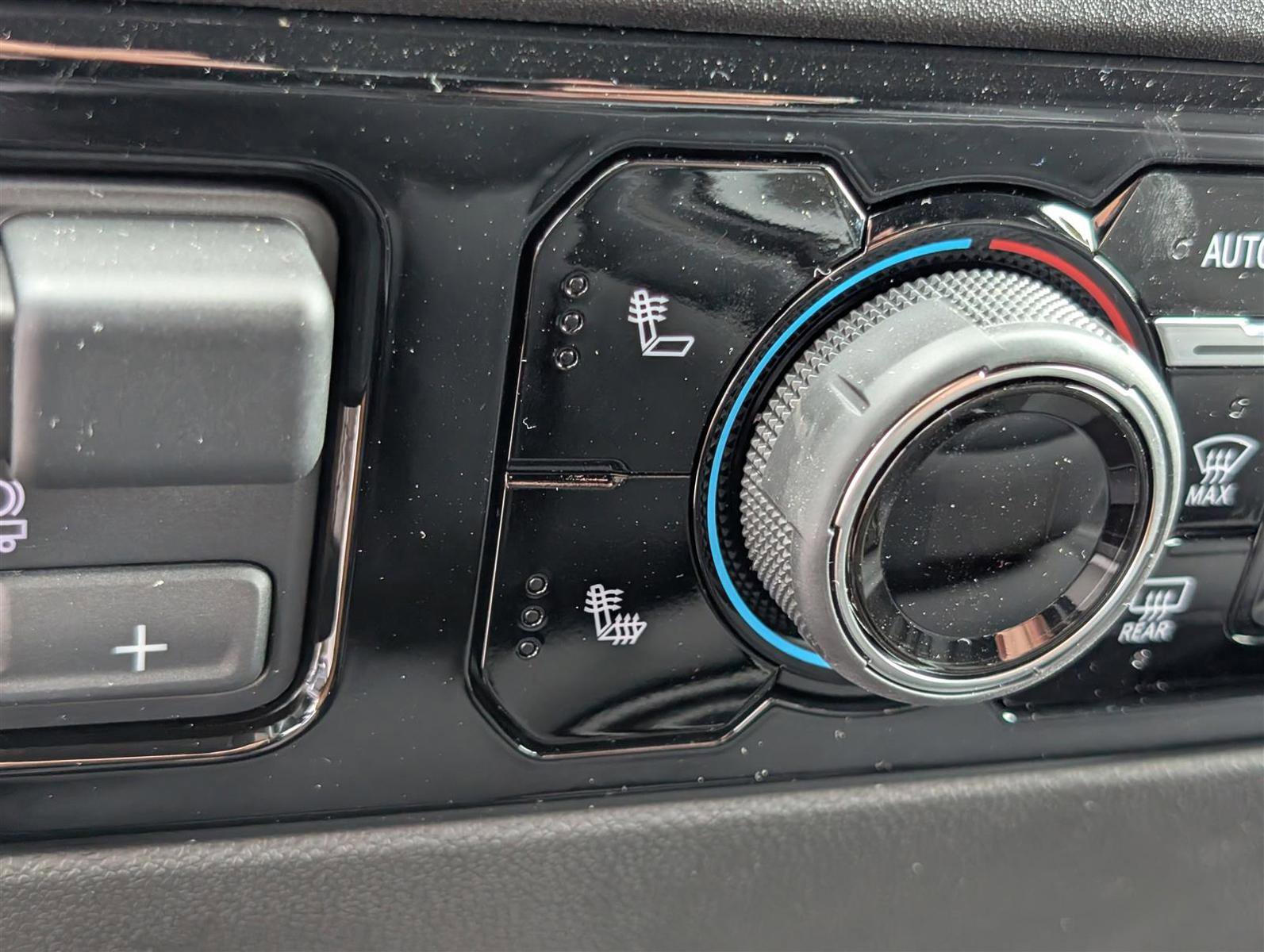 New 2025 Chevrolet Silverado 1500 LT image 22