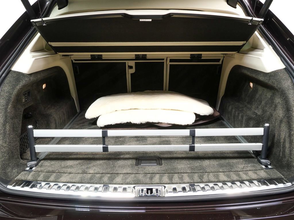 Used 2017 Bentley Bentayga image 31