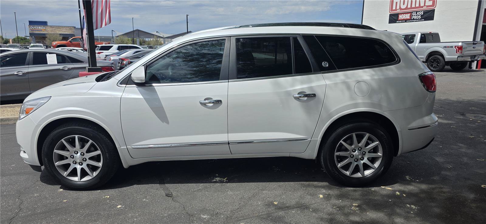 Used 2016 Buick Enclave Convenience w/ Trailering Package FWD image 8