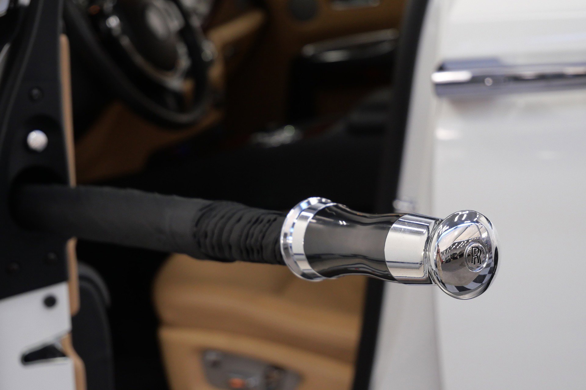 Used 2013 Rolls-Royce Ghost image 37