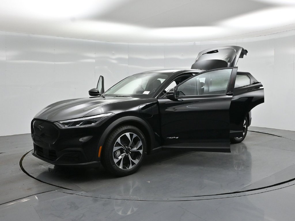 New 2026 Ford Mustang Mach-E Select RWD image 27