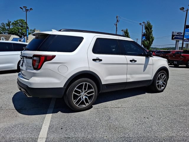 Used 2016 Ford Explorer Sport w/ Equipment Group 401A AWD/4WD image 11