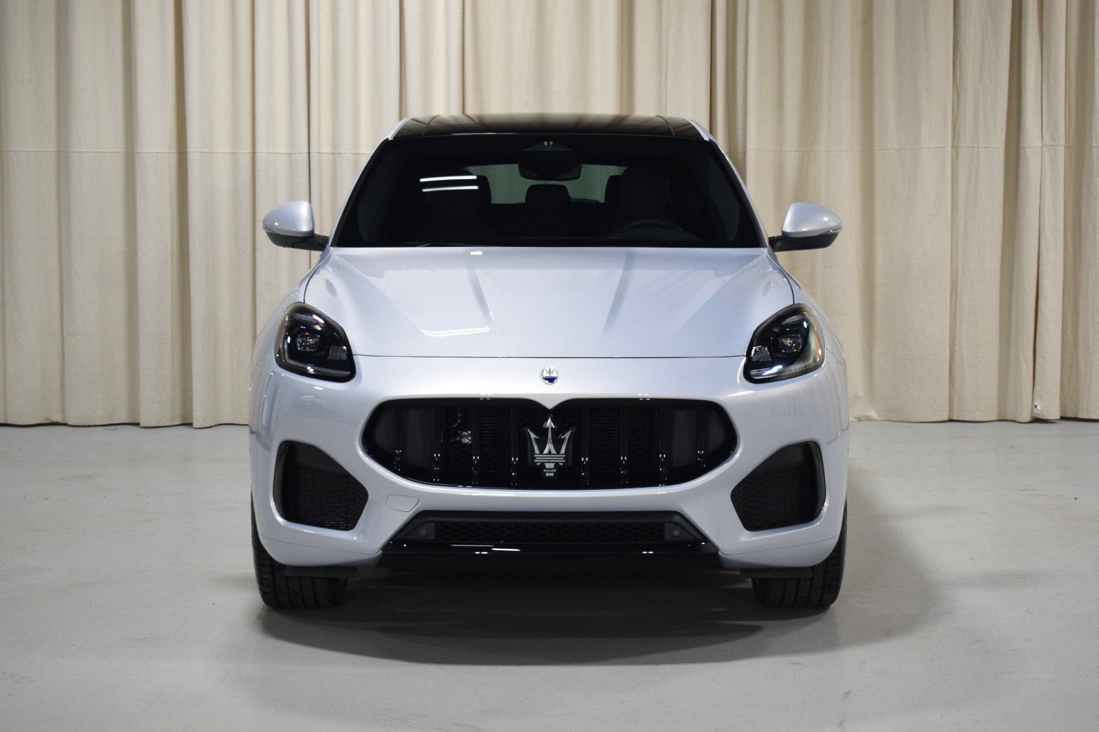 Used 2025 Maserati Grecale Modena AWD/4WD image 8