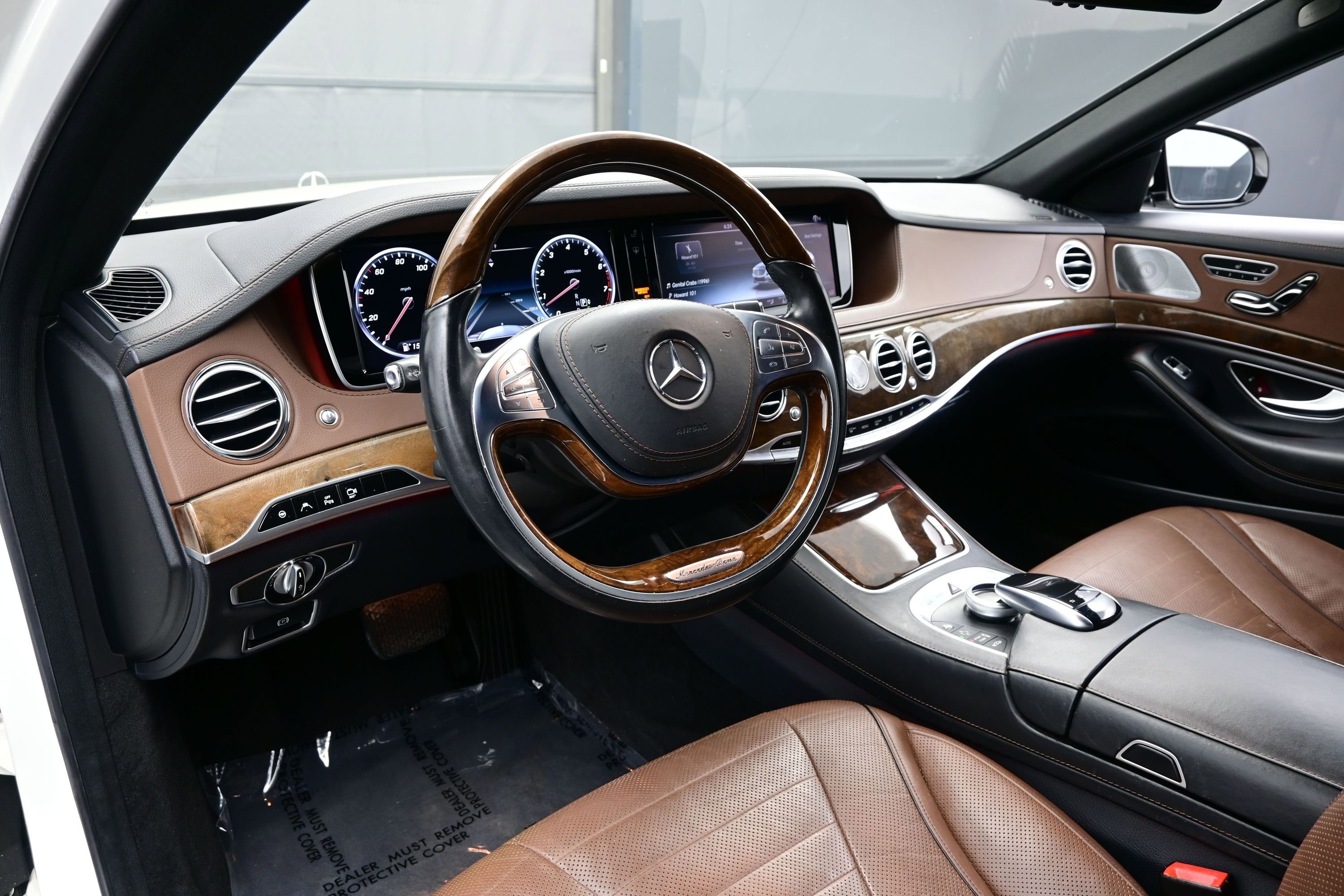 Used 2015 Mercedes-Benz S 550 Sedan image 16