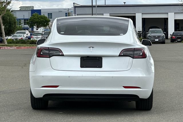 Used 2020 Tesla Model 3 RWD image 5