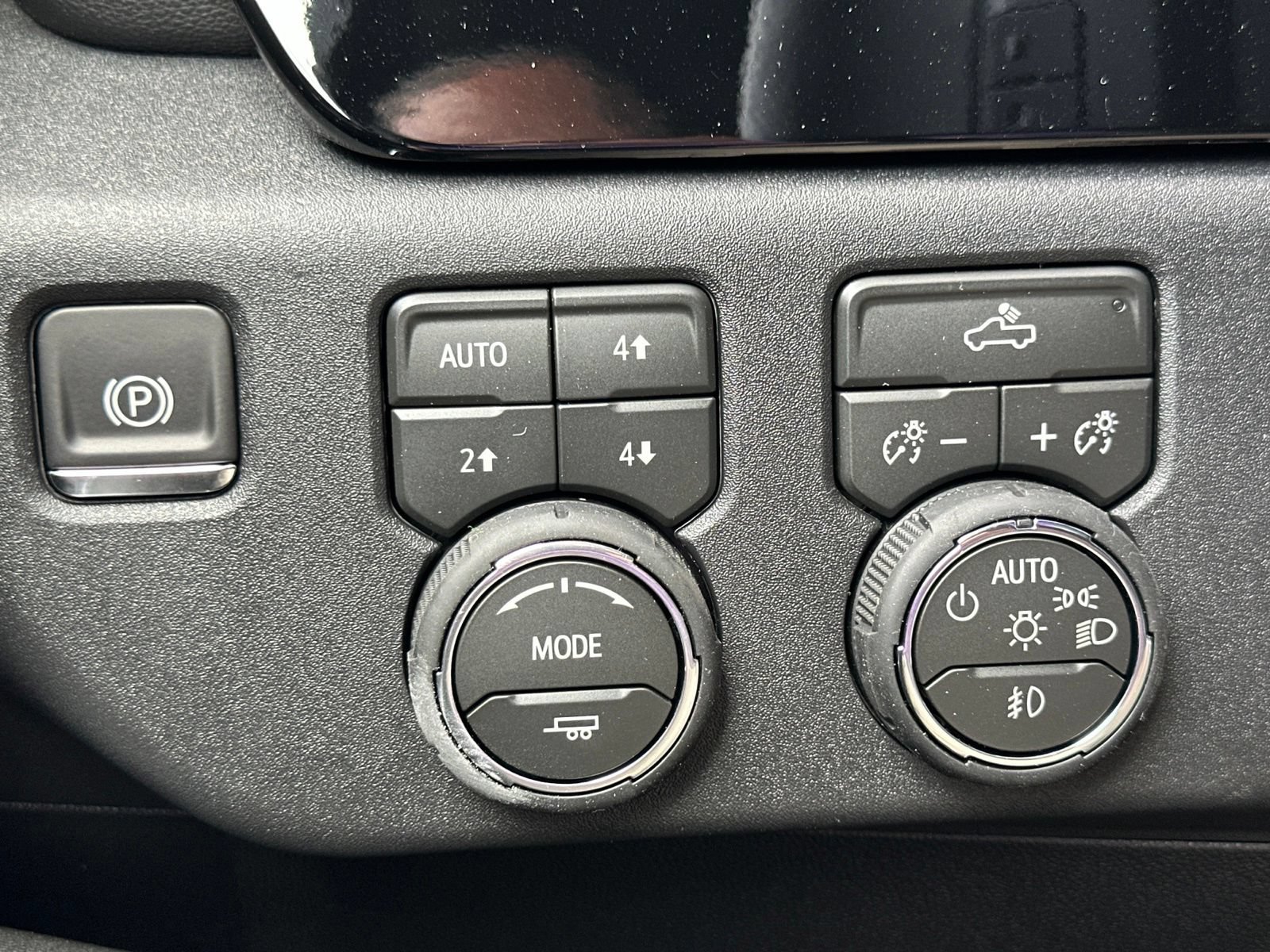 New 2026 Chevrolet Silverado 1500 RST w/ Convenience Package II AWD/4WD image 34