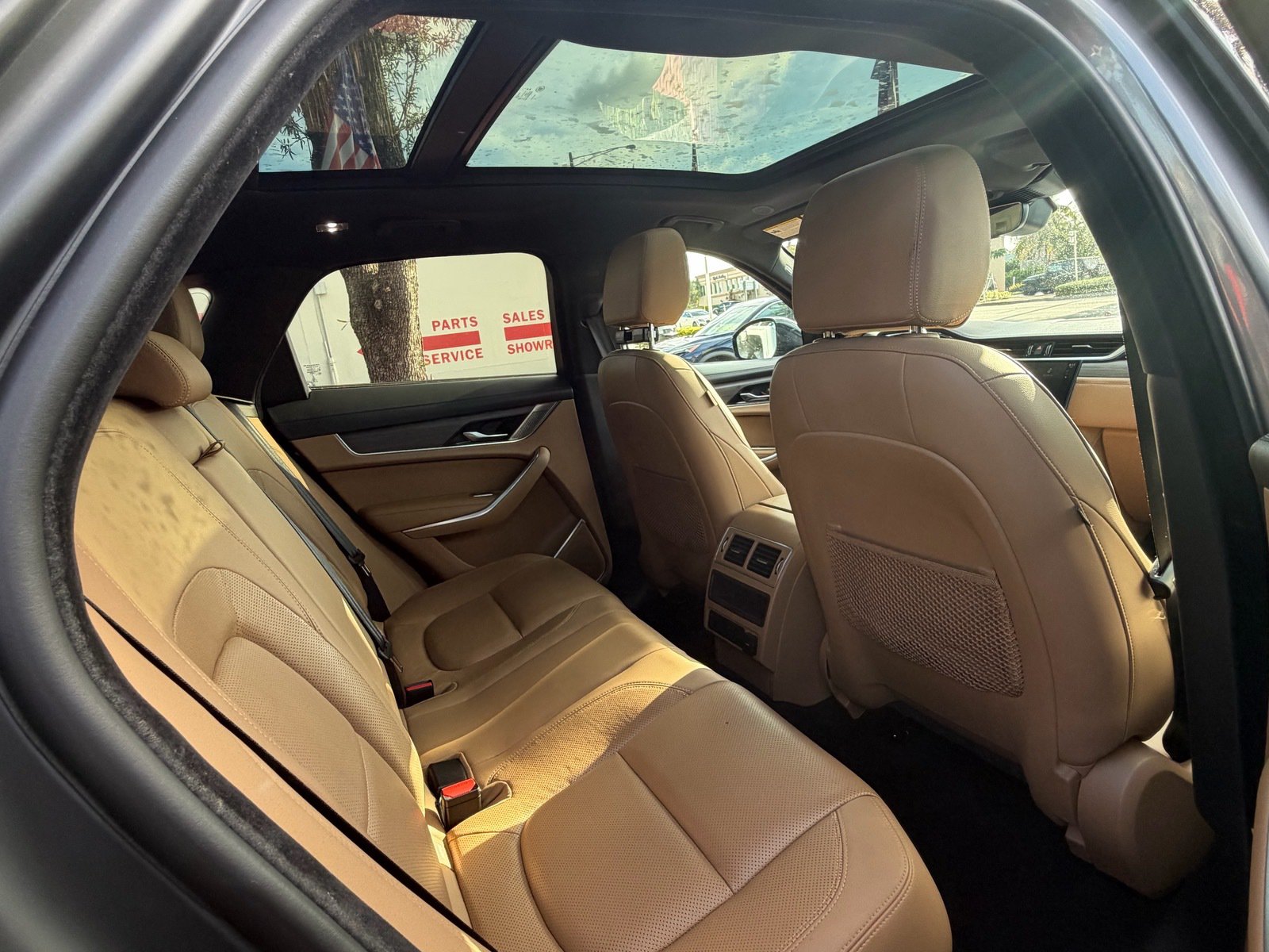 Used 2023 Jaguar F-PACE S AWD/4WD image 12