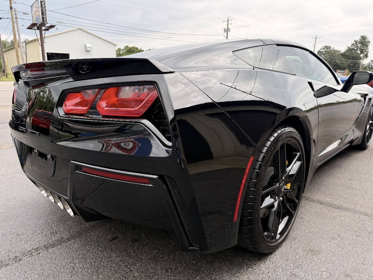 Used 2017 Chevrolet Corvette Stingray Coupe RWD image 12