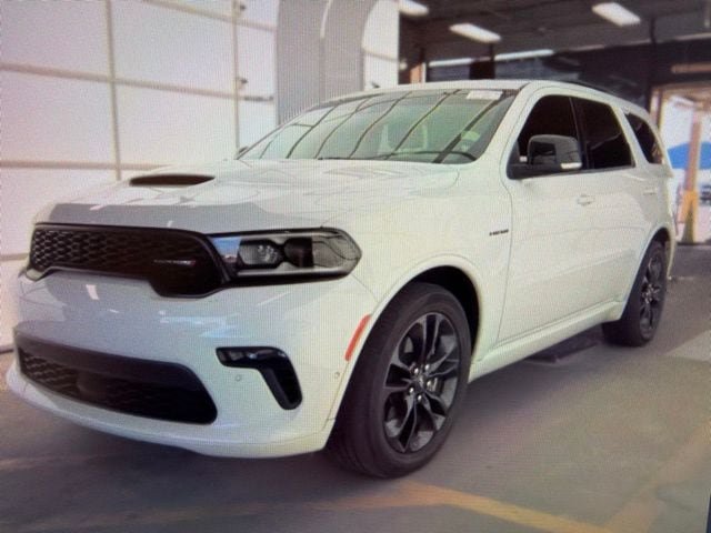 Used 2023 Dodge Durango R/T RWD image 2